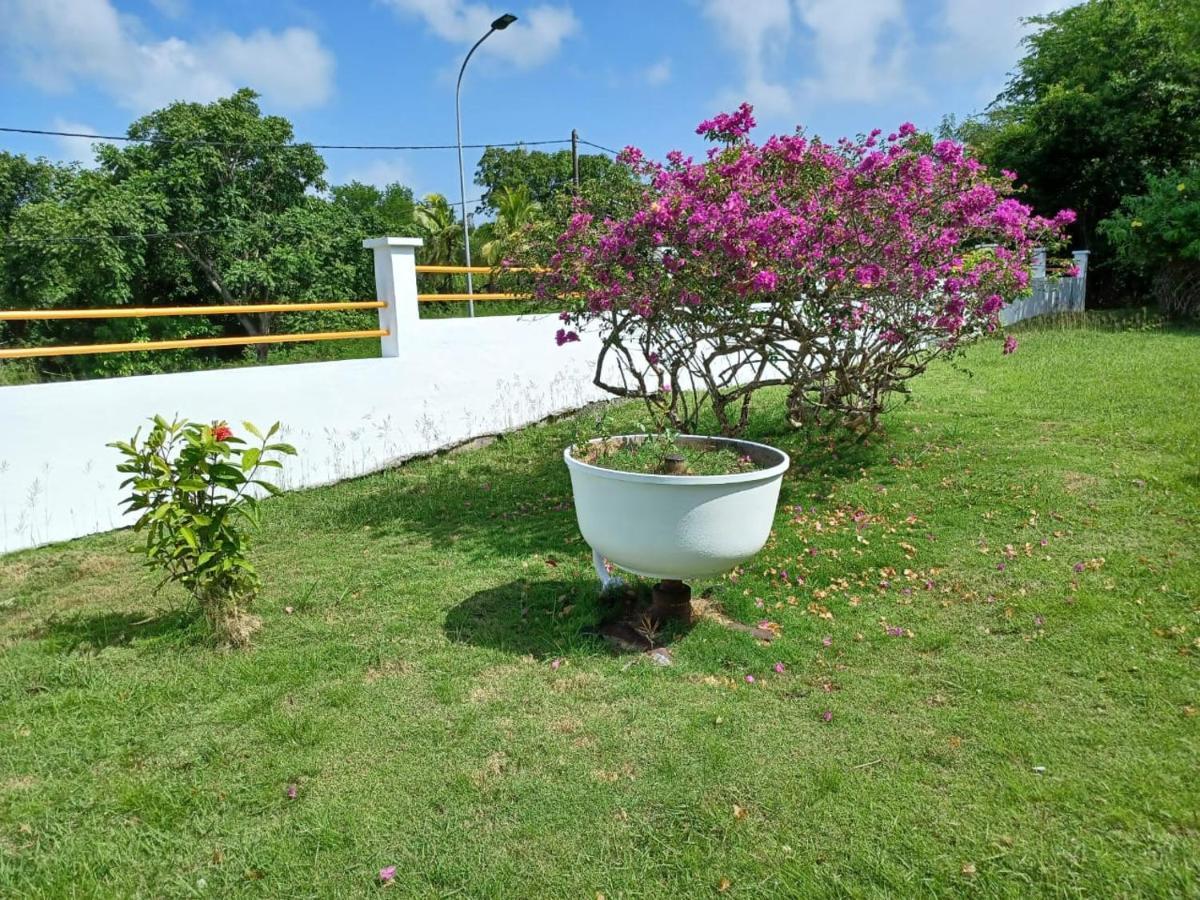 Kaz A Faup Villa Grand-Bourg  Exterior foto